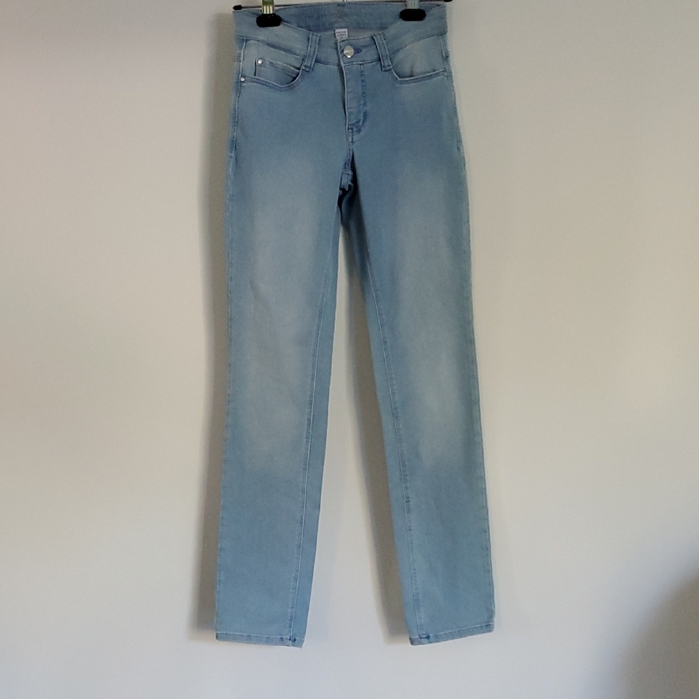 Dream Jeans By MAC Straight Leg